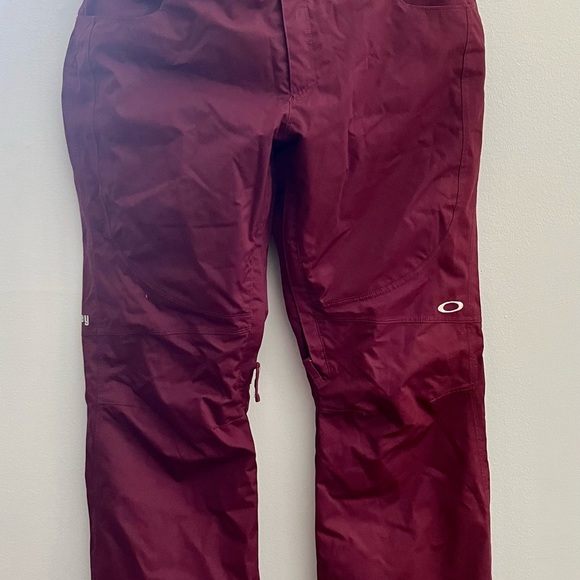 Oakley snow pants. Women size L. - Picture 2 of 7